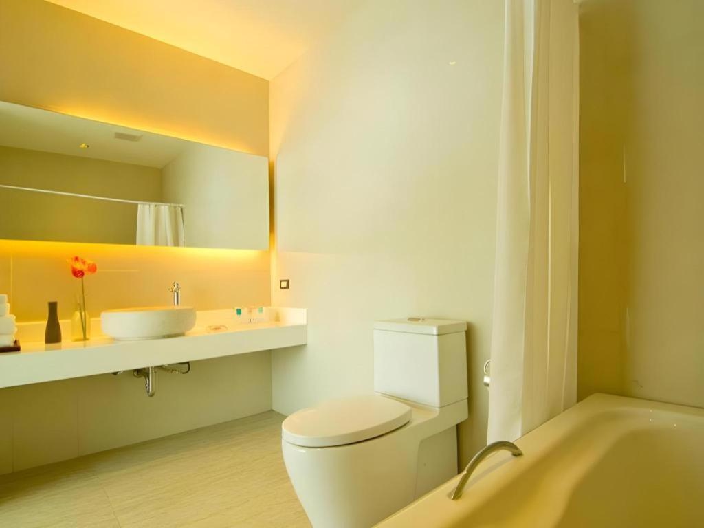 Seven Zea Chic Hotel Паттая Екстер'єр фото
